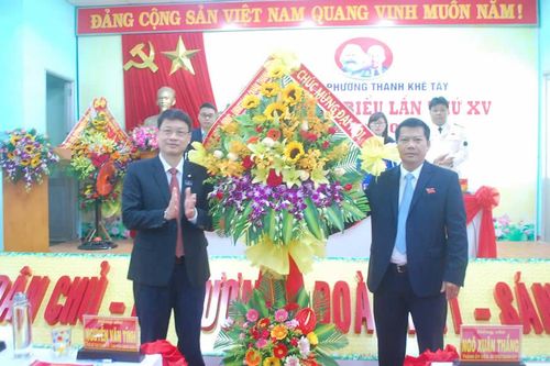 Chú trọng phát triển đảng viên ở khu dân cư