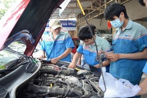Nguyên nhân khiến động cơ xe ô tô giật cục và giải pháp