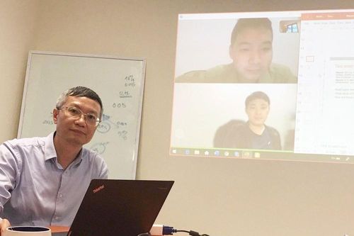 Học trực tuyến: Giải pháp tình thế, trò nhanh chán