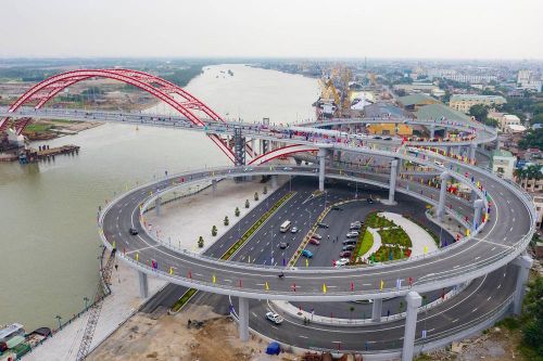 Hải Phòng dừng chi 269 tỷ mua ấm chén tặng người dân
