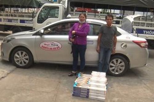 Rủ ông hàng xóm nghèo đi buôn thuốc lá lậu