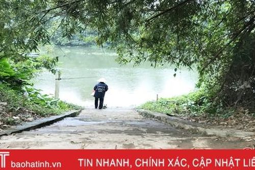 Bờ sông Ngàn Mọ đã được dọn sạch rác