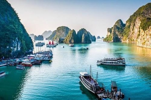 Quảng Ninh: Ngừng tham quan vịnh Hạ Long, các di tích từ ngày 12/3