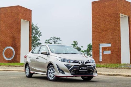 Tăng gấp 3 lần doanh số, Toyota Vios trở lại ngôi vương thị trường ô tô