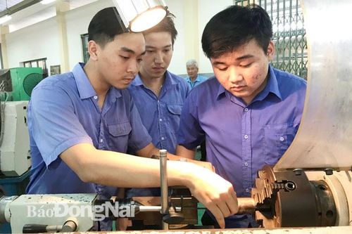 Mạnh dạn lựa chọn trường nghề