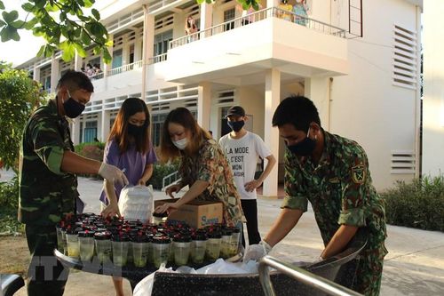 Bảo đảm cho công dân, người nước ngoài yên tâm cách ly y tế