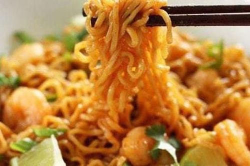 5 việc khi ăn mì tôm cần áp dụng ngay để tránh 'rước bệnh vào thân'
