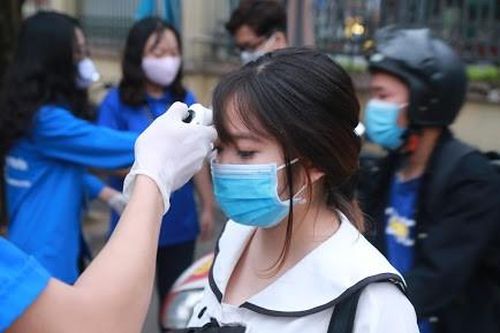 Chuẩn bị đi học trở lại, TP.HCM đề nghị cấp khẩu trang miễn phí cho học sinh, giáo viên