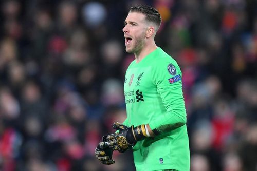 Tạm biệt Liverpool sau sai lầm của thủ môn