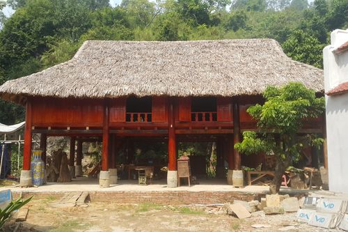 Từ bài viết trên Văn Hóa: Kiểm điểm hàng loạt cán bộ liên quan đến sai phạm tại di tích chùa Bạch Tượng, Thanh Hóa