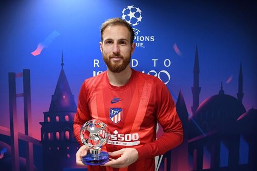 Atletico loại Liverpool, HLV Simeone ví thủ môn như... Messi