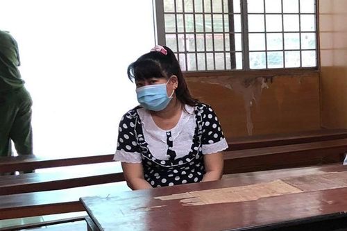 Cơ sở massage trá hình ngày có 5-20 khách đến mua dâm