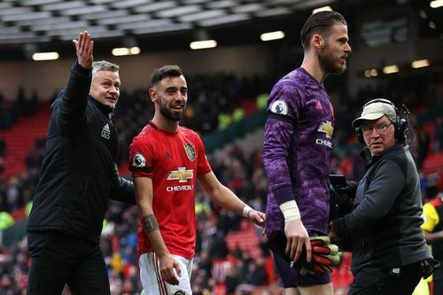 MU phải hơn Liverpool, Messi suýt choảng Abidal