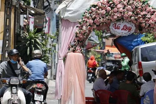 TP.HCM: tuyệt đối không cấp phép sử dụng tạm vỉa hè để liên hoan, tiệc tùng