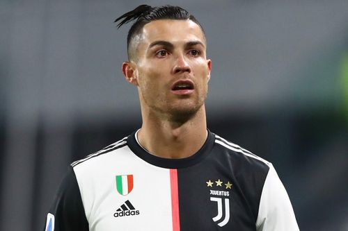 Juventus cách ly 121 người