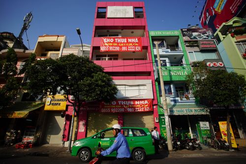 Bất động sản gặp nhiều khó khăn