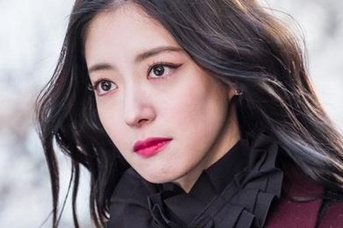 Nhan sắc mỹ nữ cảnh sát đóng cặp Yoo Seung Ho trong 'Memorist'