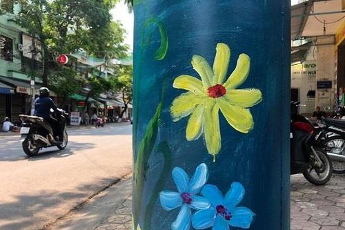 Bích họa trên cột điện ở Quảng Ngãi