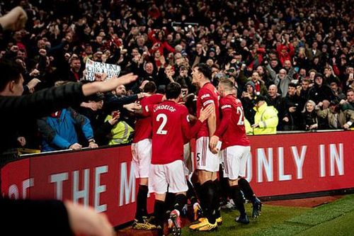 BTC Ngoại hạng Anh họp khẩn, CĐV nín thở khi HLV Arsenal dương tính với Covid-19