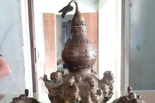 Cần thẩm định giá trị vật nghi là đồ cổ ở Phú Yên