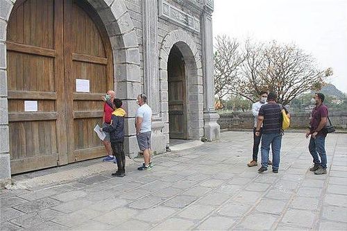 Phòng dịch Covid-19: Ninh Bình, Tiền Giang tạm dừng đón khách tham quan, du lịch