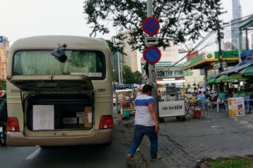 TP HCM mạnh tay chấn chỉnh bến cóc, xe dù