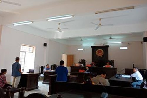 VKSND Cao Lãnh tổ chức phiên tòa rút kinh nghiệm án dân sự