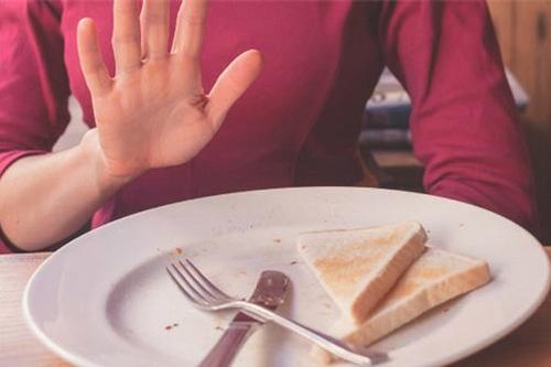 Buổi sáng ăn gì thì ăn nhưng chớ dại mà 'nạp' vào cơ thể 5 món này, cẩn thận tự đầu độc chính mình