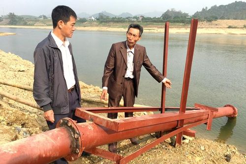 Điều tiết nguồn nước tưới dưỡng cho lúa xuân