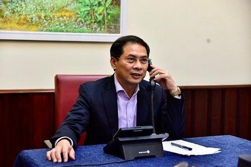 Việt Nam - Canada chia sẻ kinh nghiệm chống dịch COVID-19