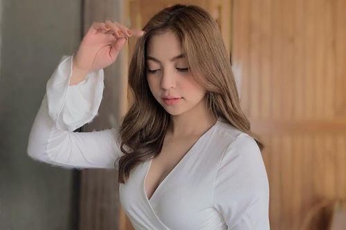 Tranh luận lý do Mâu Thủy chia tay vì bạn trai chọn nhầm size giày