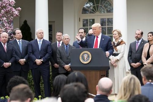 Dịch COVID-19: Tổng thống Mỹ Donald Trump ban bố tình trạng khẩn cấp quốc gia