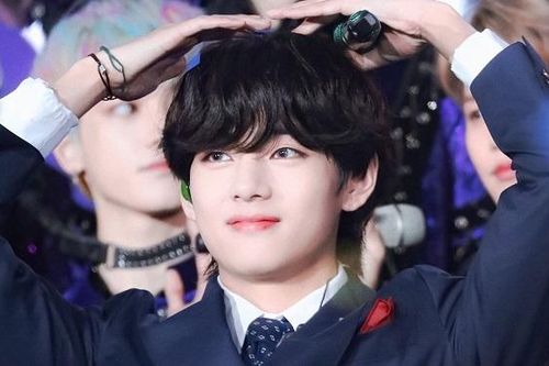 V BTS có lời khuyên chí tình cho ARMY đang vật lộn giảm cân