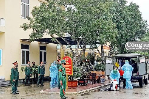 Cách ly 11 người Nghệ An đi cùng chuyến bay với bệnh nhân dương tính Covid-19