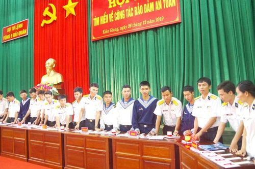 Toàn quân triển khai thực hiện Kế hoạch Năm an toàn giao thông 2020