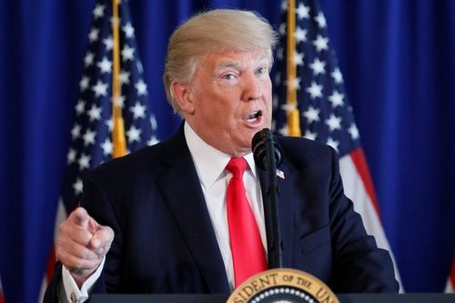 Tổng thống Mỹ Donald Trump ban bố tình trạng khẩn cấp quốc gia
