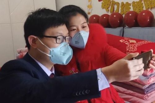 Giám sát nghiêm ngặt đám cưới của người đến từ vùng dịch