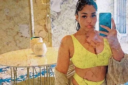 Mẫu ngoại cỡ Jordyn Woods khoe vòng 1 'khủng' siêu nóng bỏng