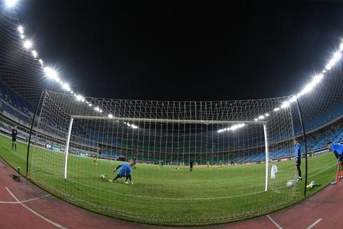 FIFA kêu gọi dừng bóng đá toàn cầu trong tháng 3 và 4 trước đại dịch lan rộng