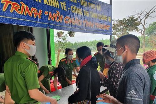 Ấm lòng bệnh nhân nghèo
