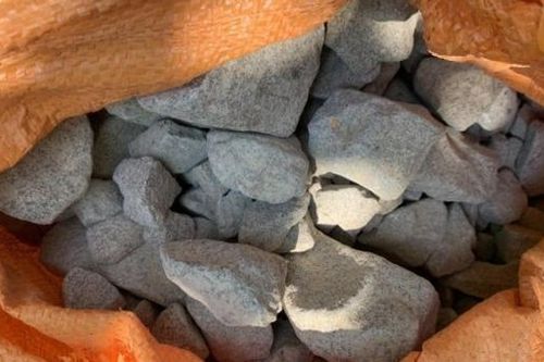 Bắt nhóm đối tượng mua bán 252 kg thuốc nổ dùng trong quân sự