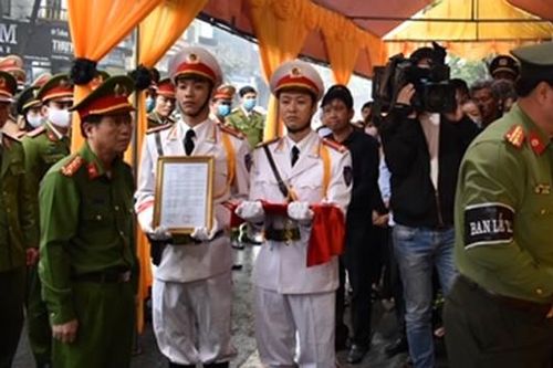 Thăng bậc hàm đại úy công an hy sinh khi làm nhiệm vụ ở Ninh Bình