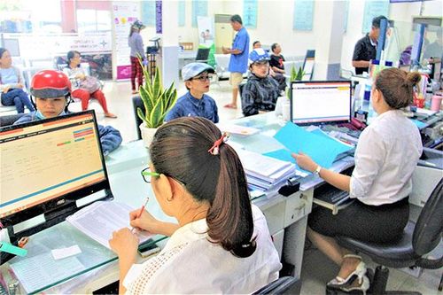 Hơn 1.000 yêu cầu cấp điện qua các kênh trực tuyến