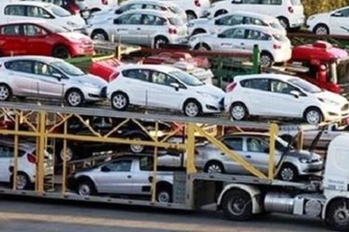 Nhập khẩu hơn 10.000 ôtô