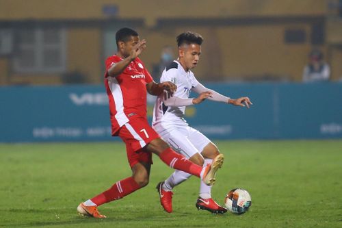 Dịch Covid-19 diễn biến phức tạp, hoãn V-League 2020 hết tháng 3