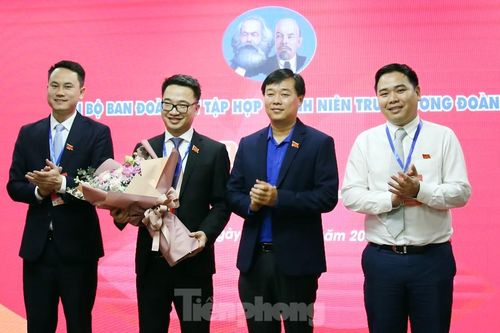 Anh Nguyễn Tường Lâm được bầu làm Bí thư Chi bộ Ban ĐKTHTN T.Ư Đoàn