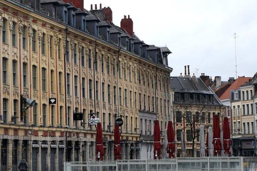 Hình ảnh nhà hàng, quán xá tại Paris vắng tanh vì dịch Covid-19