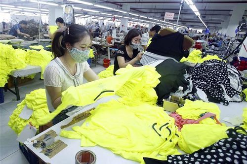 Giảm lãi suất, các tổ chức tín dụng có thêm điều kiện hỗ trợ doanh nghiệp