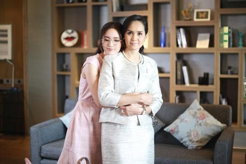 Ngày đầu tiên về nhà chồng, mẹ anh đã cho dâu 800 triệu lấy vốn làm ăn còn sang tên sổ đỏ 5 tỷ cho tôi