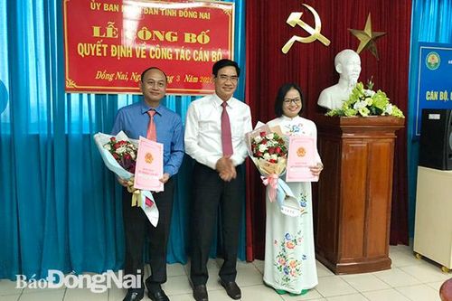UBND tỉnh công bố các quyết định về công tác cán bộ